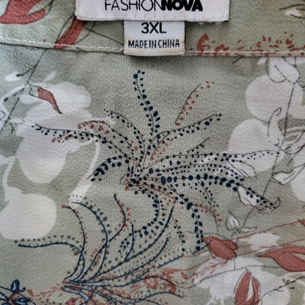 Fashion Nova Floral Long Kimono - Olive and White - Picture 3 of 5